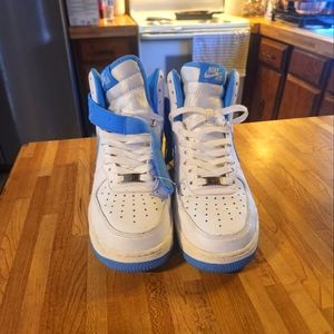 Hightop nike air force ones